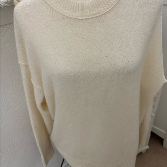 aerie Sweaters - Aerie Cream Oversized Sweater
